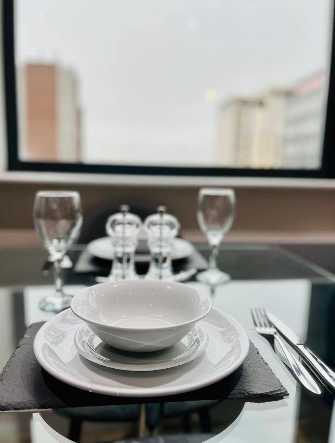 Stylish Studio Apartment Near To Old Trafford Stadium Manchester Buitenkant foto