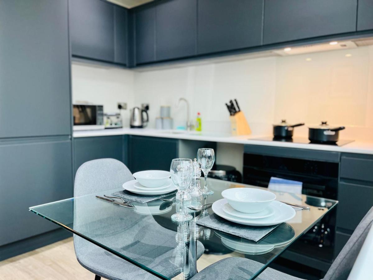 Stylish Studio Apartment Near To Old Trafford Stadium Manchester Buitenkant foto