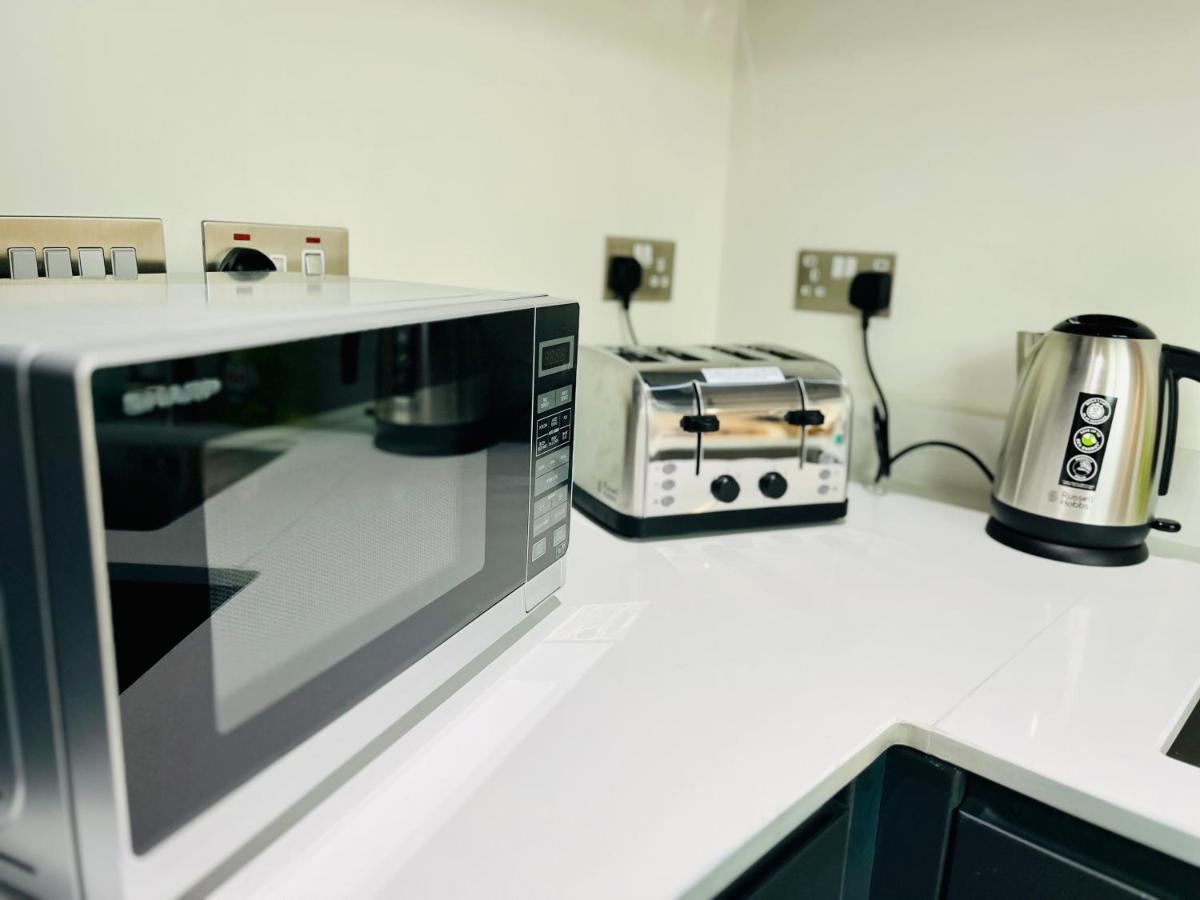 Stylish Studio Apartment Near To Old Trafford Stadium Manchester Buitenkant foto