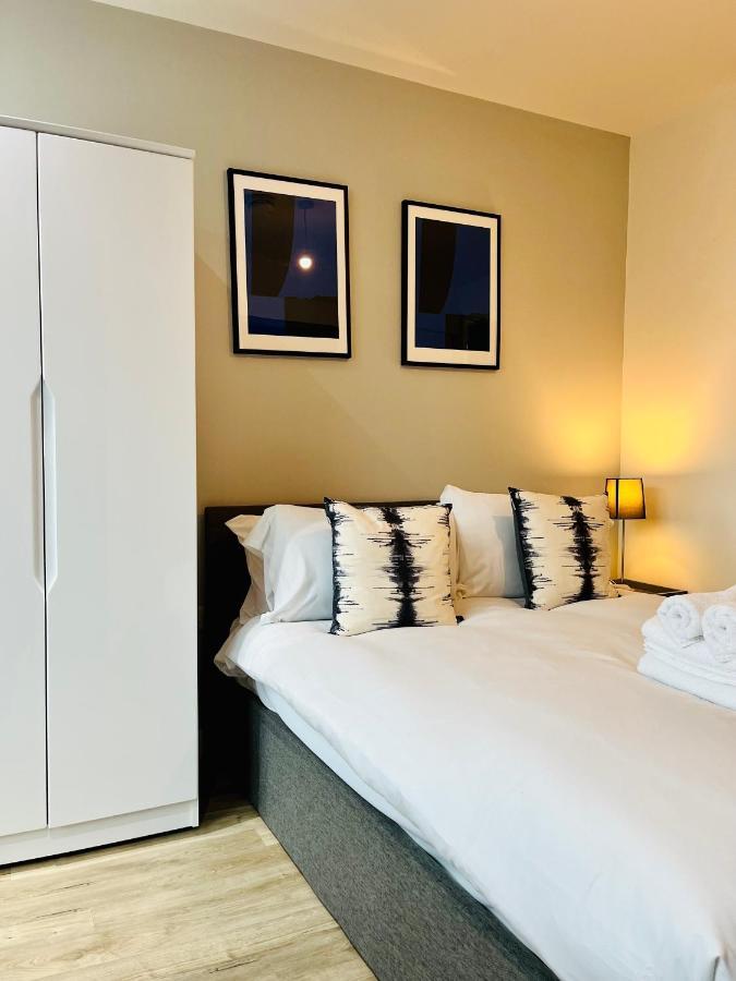 Stylish Studio Apartment Near To Old Trafford Stadium Manchester Buitenkant foto