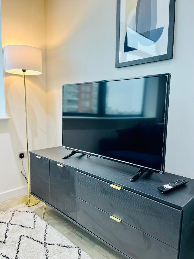 Stylish Studio Apartment Near To Old Trafford Stadium Manchester Buitenkant foto