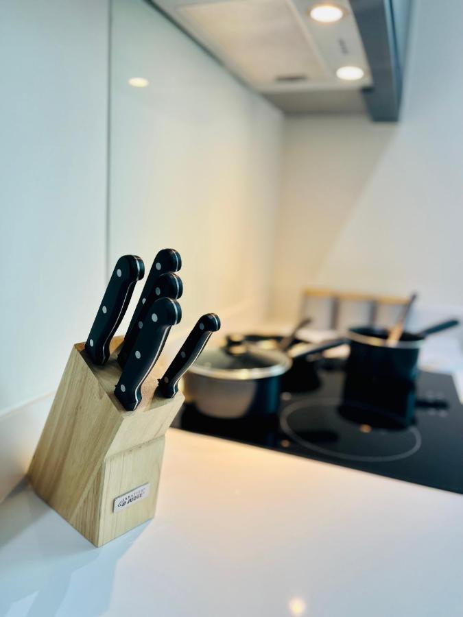 Stylish Studio Apartment Near To Old Trafford Stadium Manchester Buitenkant foto