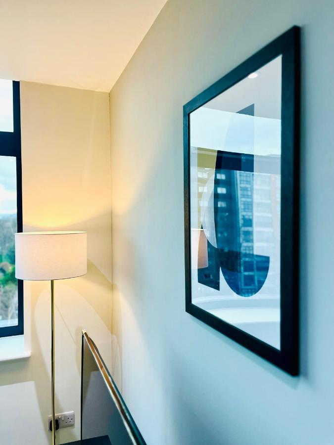 Stylish Studio Apartment Near To Old Trafford Stadium Manchester Buitenkant foto