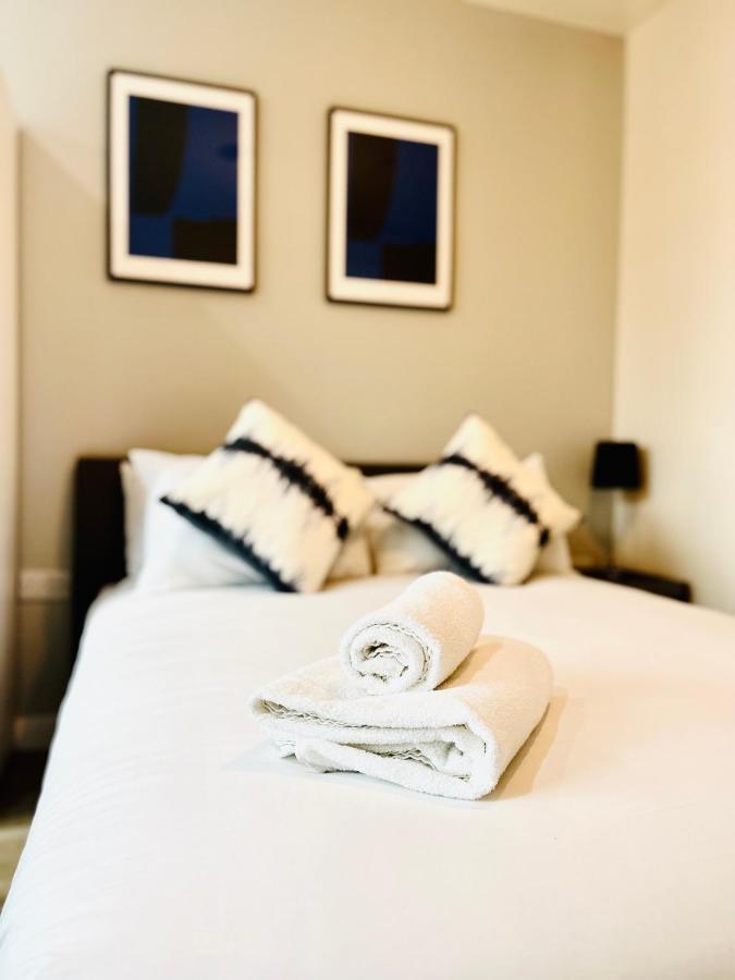Stylish Studio Apartment Near To Old Trafford Stadium Manchester Buitenkant foto